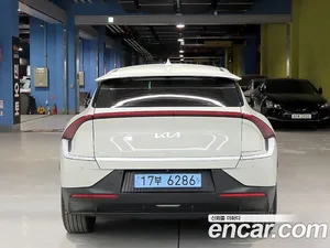 Kia EV6, 2022 — миниатюра 3