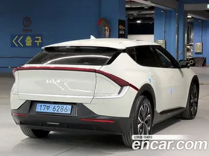 Kia EV6, 2022 — миниатюра 4