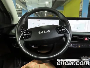 Kia EV6, 2022 — миниатюра 10