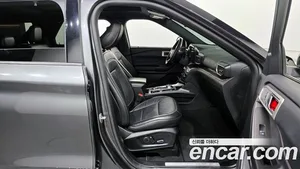Ford Explorer, 2020 — миниатюра 11