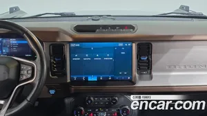 Ford Bronco, 2022 — миниатюра 16