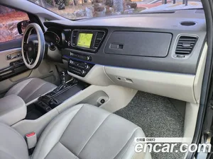 Kia Carnival, 2016 — миниатюра 9