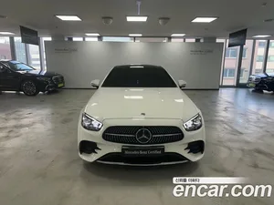 Mercedes-Benz E-Class, 2023 — миниатюра 3