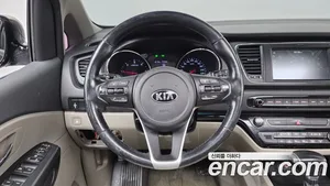 Kia Carnival, 2018 — миниатюра 13