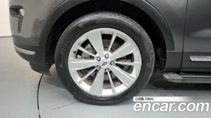 Ford Explorer, 2019 — миниатюра 5