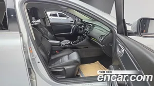 Renault SM6, 2016 — миниатюра 10