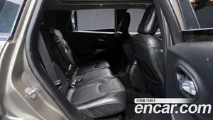 Jeep Cherokee, 2019 — миниатюра 12