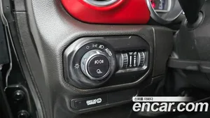 Jeep Gladiator, 2022 — миниатюра 18