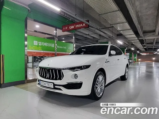 Maserati Levante, 2022 — фото автомобиля из Кореи