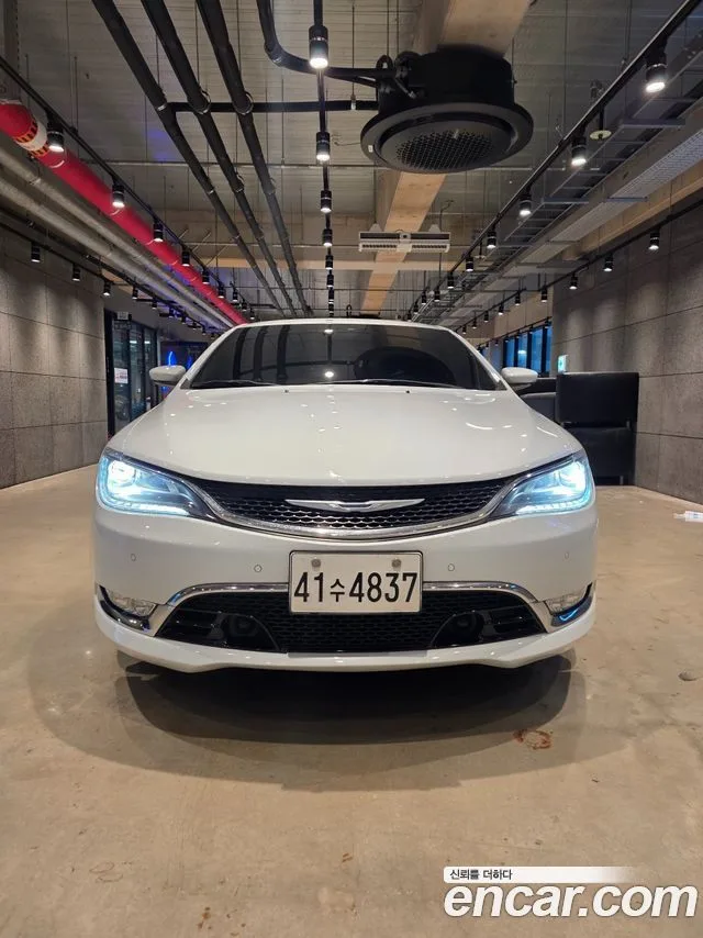 Chrysler 200, 2015 — фото автомобиля из Кореи