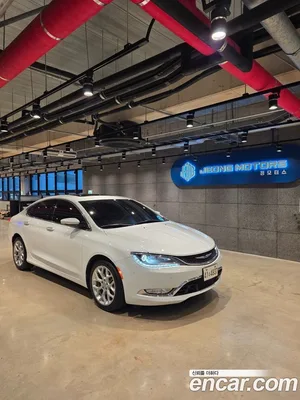 Chrysler 200, 2015 — миниатюра 3