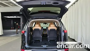 Kia Carnival, 2023 — миниатюра 20
