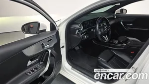 Mercedes-Benz A-Class, 2021 — миниатюра 10