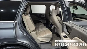 Lincoln Aviator, 2023 — миниатюра 12