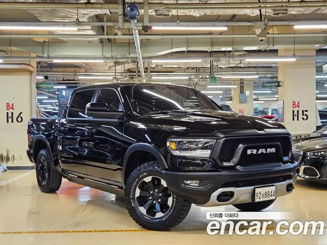 Dodge Ram Pick Up, 2019 — фото автомобиля из Кореи