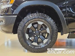 Dodge Ram Pick Up, 2019 — миниатюра 5