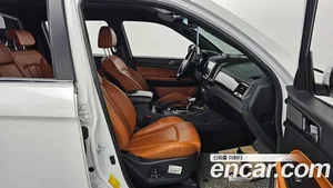 KGM Rexton, 2022 — миниатюра 10
