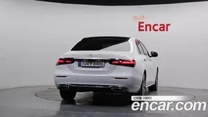 Mercedes-Benz E-Class, 2022 — миниатюра 4