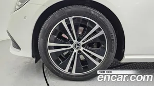 Mercedes-Benz E-Class, 2022 — миниатюра 5