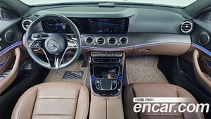 Mercedes-Benz E-Class, 2022 — миниатюра 7