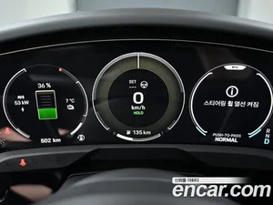 Porsche Taycan, 2025 — миниатюра 8