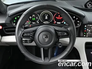 Porsche Taycan, 2025 — миниатюра 13