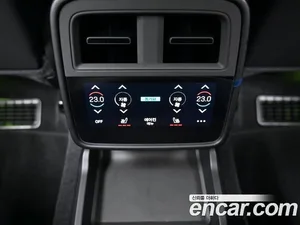Porsche Taycan, 2025 — миниатюра 16
