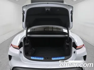 Porsche Taycan, 2025 — миниатюра 20