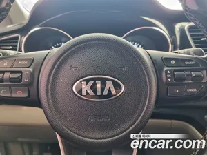 Kia Carnival, 2017 — миниатюра 13