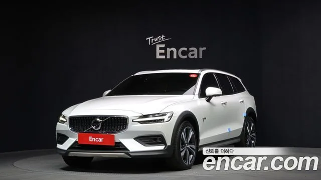 Volvo V60, 2021 — фото автомобиля из Кореи