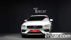 Volvo V60, 2021 — миниатюра 3