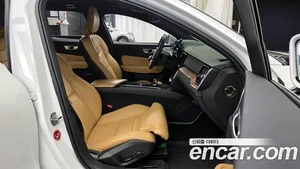 Volvo V60, 2021 — миниатюра 11