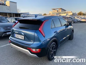 Kia Niro, 2022 — миниатюра 4