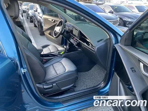 Kia Niro, 2022 — миниатюра 17