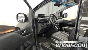 Hyundai Staria, 2023 — миниатюра 10
