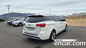 Kia Carnival, 2015 — миниатюра 5