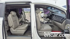 Kia Carnival, 2015 — миниатюра 12