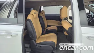 Kia Carnival, 2023 — миниатюра 12