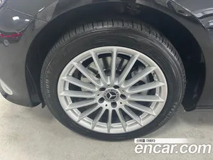 Mercedes-Benz E-Class, 2021 — миниатюра 5