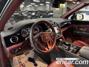 Bentley Bentayga, 2020 — миниатюра 4