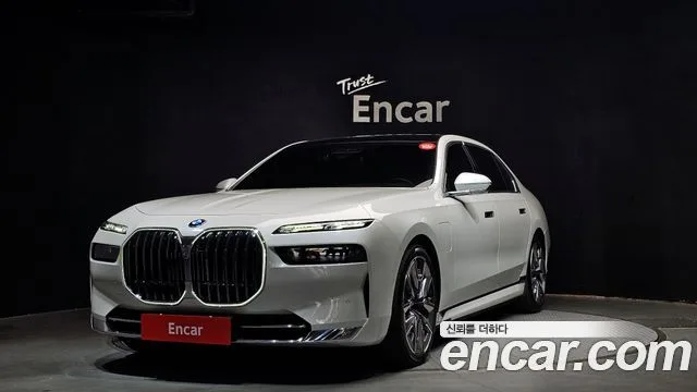 BMW 7-Series, 2023 — фото автомобиля из Кореи
