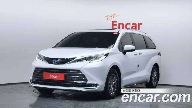 Toyota Sienna, 2023 — фото автомобиля из Кореи