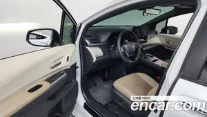 Toyota Sienna, 2023 — миниатюра 10