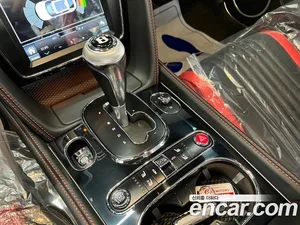 Bentley Continental, 2018 — миниатюра 9