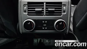 Land Rover Discovery, 2023 — миниатюра 19