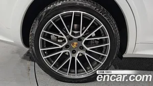 Porsche Cayenne, 2021 — миниатюра 5