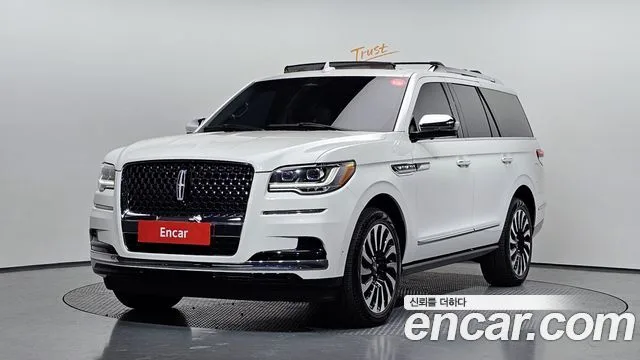 Lincoln Navigator, 2023 — фото автомобиля из Кореи