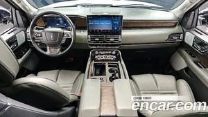 Lincoln Navigator, 2023 — миниатюра 7