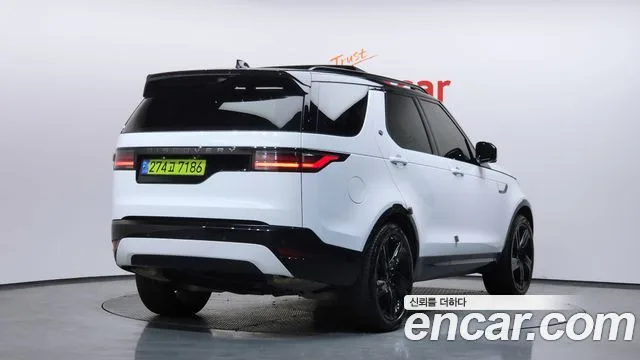 Land Rover Discovery, 2024 — фото автомобиля из Кореи