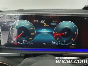 Mercedes-Benz GLE-Class, 2023 — миниатюра 8
